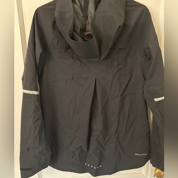 Nike zonal aeroshield running jacket - Picture 4 of 7
